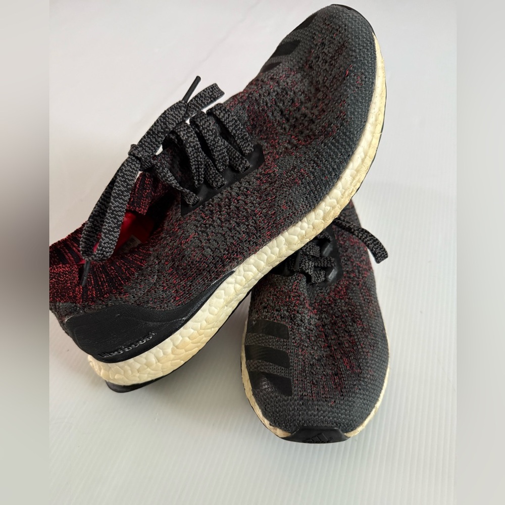 Adidas Ultra‎ Boost Uncaged Athletic Sneakers Men's 8 Deep Burgundy Sock Fit